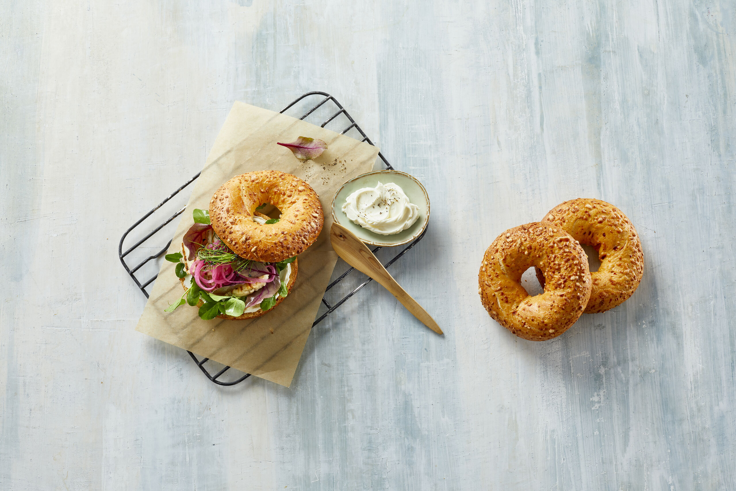 219548 Chili Cheese Bagel_Miljø