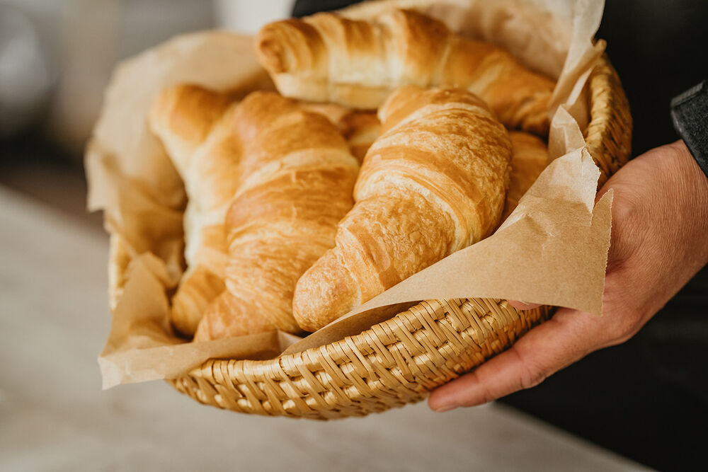 bdj_croissants_3pk_styled_hands