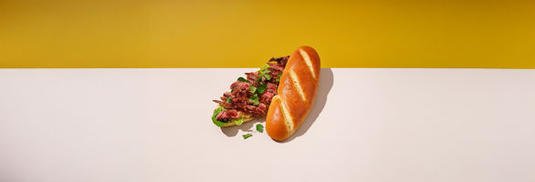 230350_SANDWICH BAGUETTE POTATO_PHILLY CHEESE STEAK POTATO SANDWICH BAGUETTE_Liggend