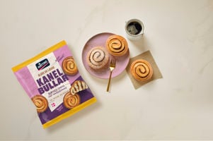 Hatting Kanelbullar m mockup