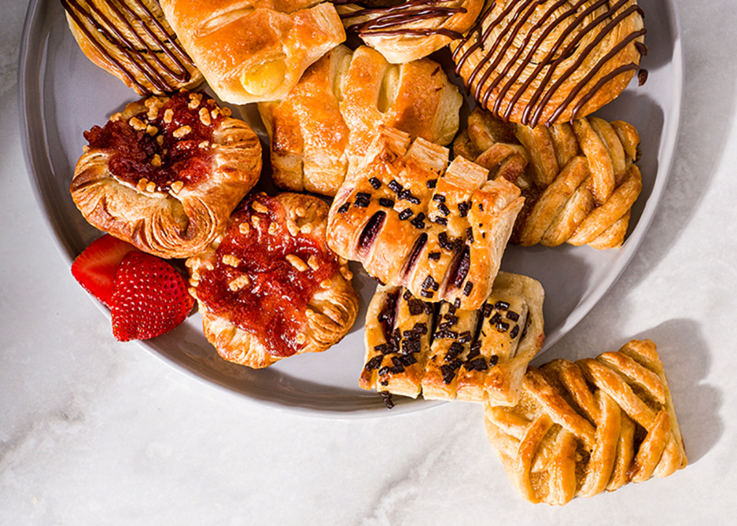 881570 Schulstad Mini Signature Selection of Danish Pastries