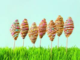 Decorated Mini Croissants cmyk