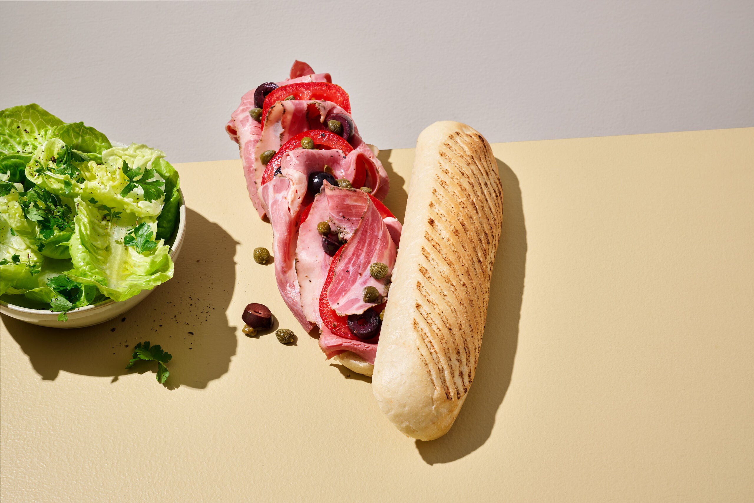 225103_23550005_PANINI_PASTRAMI_LIGGEND