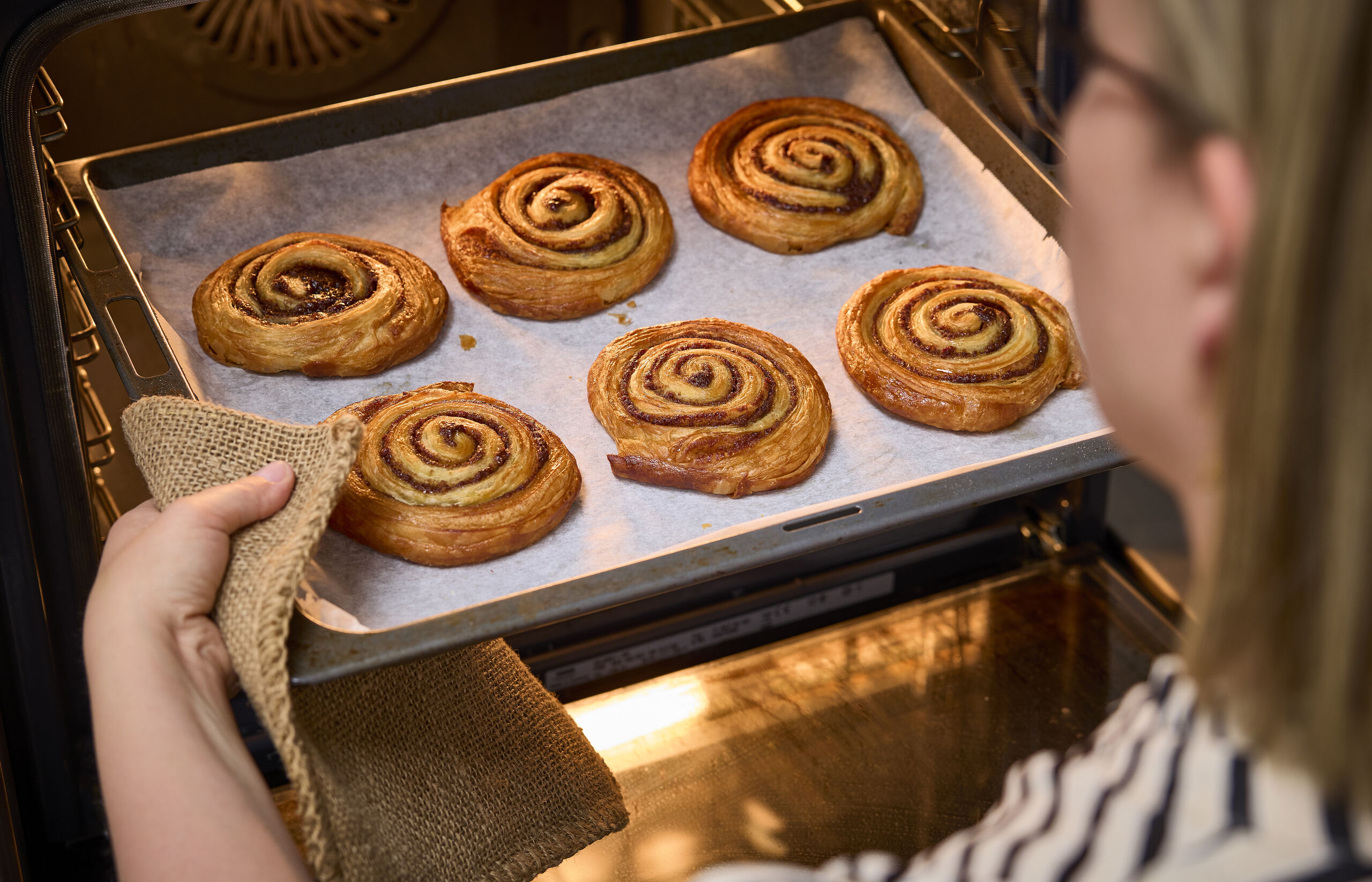 219933 Kanelsnegl afbagning_HIGH