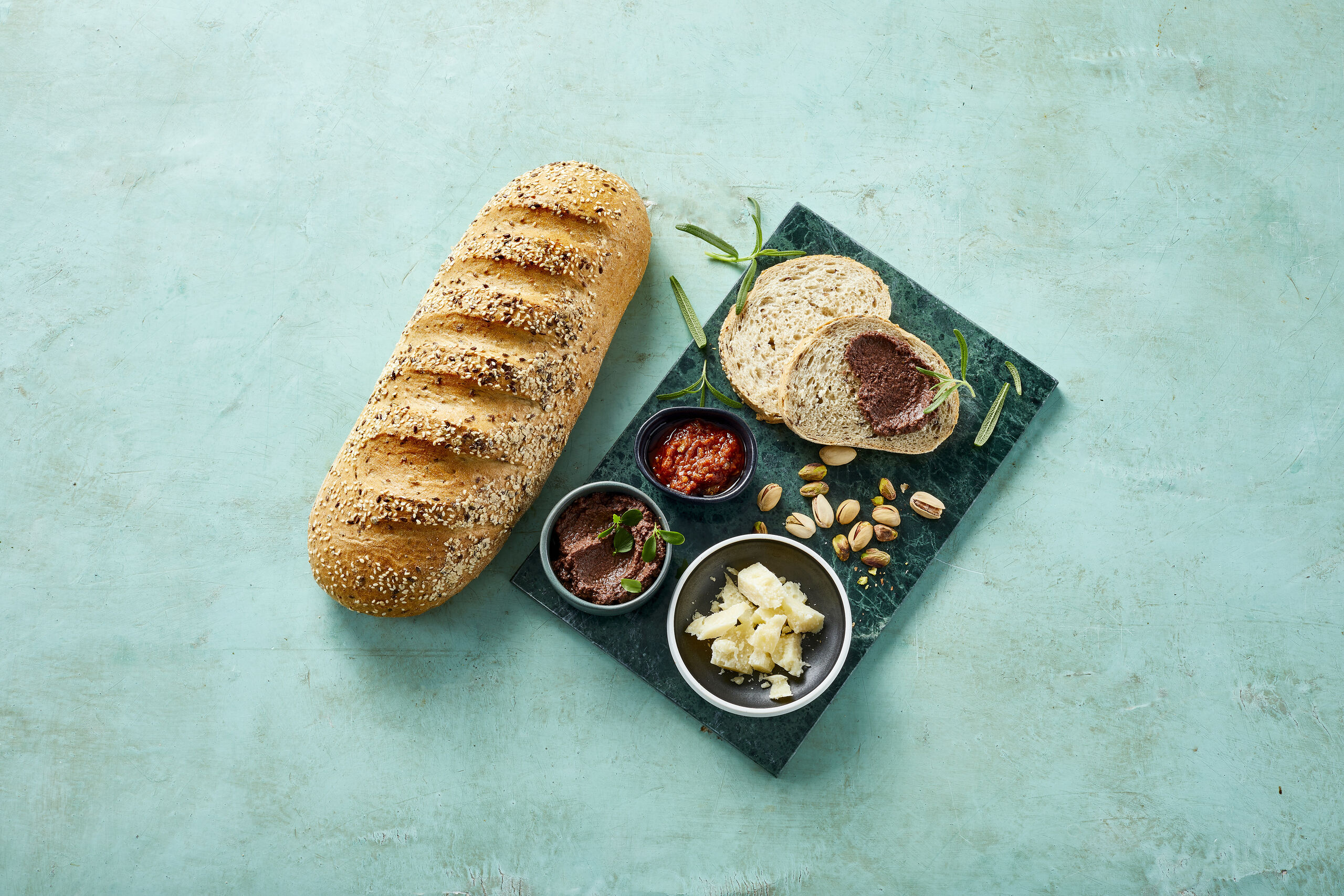 80357 Trekornsbrød_High