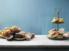 Samlingsbild_Swedish_fika_red_utan_skylt