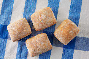 Hatting-Glutenfri_fine rundstykker_lo-res